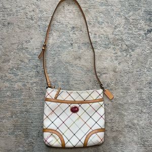 Coach beige plaid crossbody. Lightly used. Great condition.